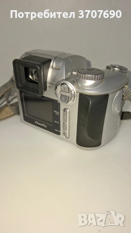 Fujifilm FinePix S3000 – Ретро дигитален фотоапарат, снимка 4 - Фотоапарати - 54575721