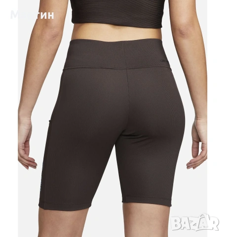 Дамски комплект Nike Since 1972 - размер XS, снимка 6 - Спортни екипи - 54077064