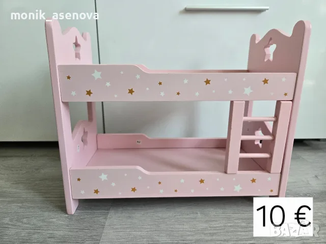 Дървено двуетажно легло за кукли