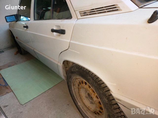 Продавам Мерцедес  *W 201 *- Baby benz, снимка 3 - Автомобили и джипове - 54639350