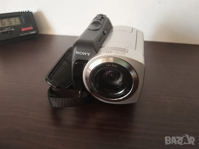 Камера Sony DCR-SR35 Handycam HYBRID HDD, снимка 11 - Камери - 55531602