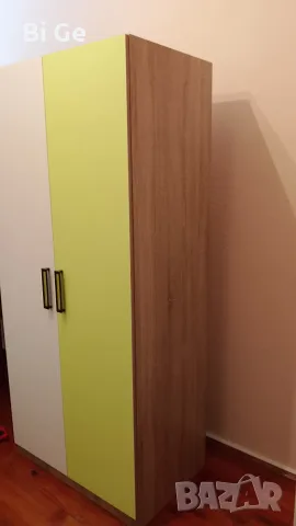 Продавам гардероб за детска стая , снимка 2 - Гардероби - 55388389