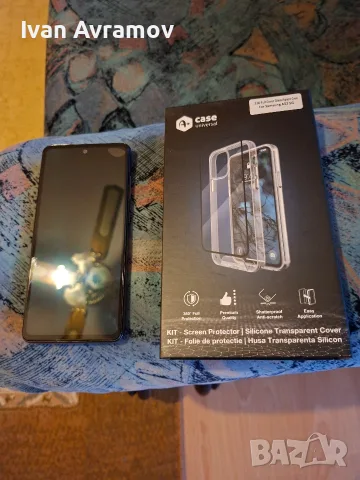 Продавам Samsung A 52s ПЕРФЕКТЕН И МНОГО ЗАПАЗЕН БЕЗ ГРАМ ДРАСКОТИНИ.