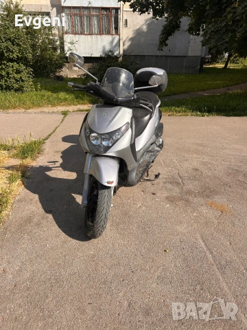 Продавам