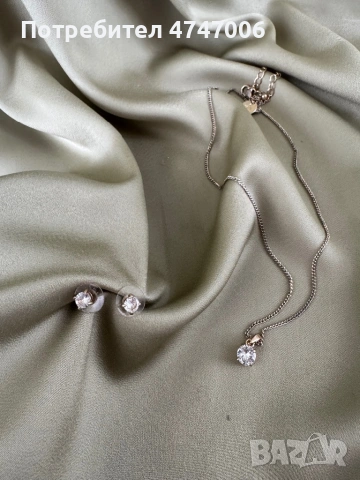 Комплекти бижута с диаманти Swarovski и Lovisa, снимка 2 - Други - 54645150