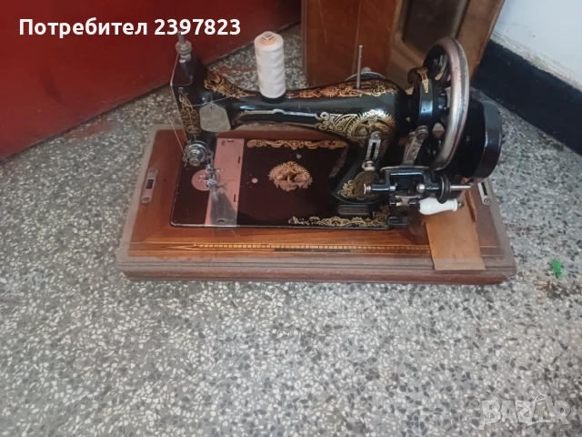 Шевна машина много запазена и работеща, снимка 2 - Шивашки услуги - 53306492