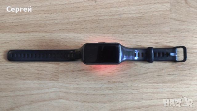 Смарт часовник Huawei Band 6 c каишка, на части, не работят, софтуерен проблем
