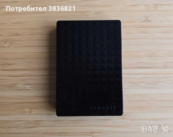 USB външен диск Seagate Expansion Portable 4TB, снимка 2 - Твърди дискове - 54334082