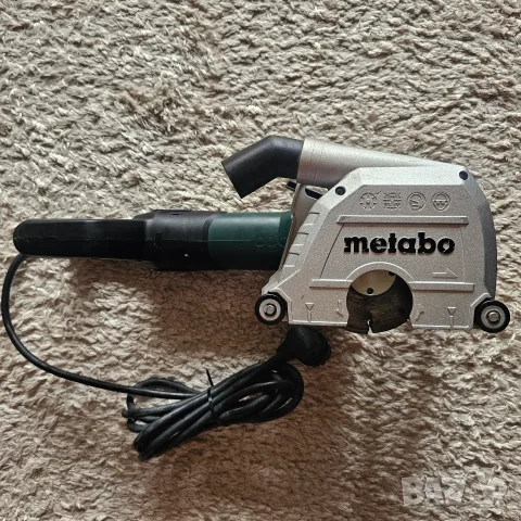 METABO MFE 40, 1900 W, 40 мм, 125 мм фреза за канали