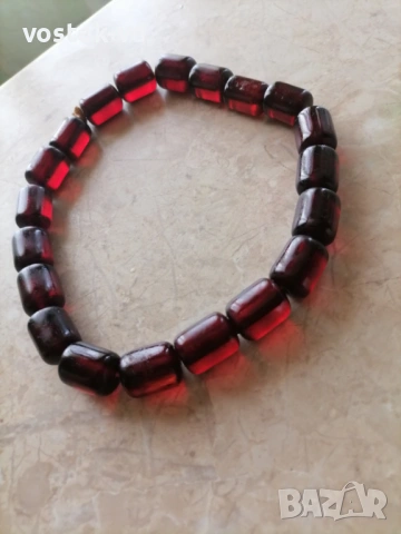 БРОЕНИЦА ЧЕРВЕН КЕХЛИБАР , снимка 16 - Други ценни предмети - 54357940