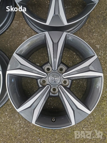 джанти Toyota c hr 17, снимка 4 - Гуми и джанти - 54921164