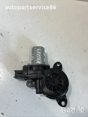 Мотор за стъклоповдигач на предна дясна врата за Mazda 3 2.2D (2015) 345C5858X OEM