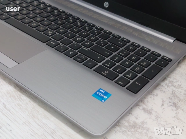 8GB RAM, Core i5-1135G7, 256GB SSD NVMe, 15.6" FULL HD като нов лаптоп HP 250 G8, снимка 3 - Лаптопи за работа - 53250996