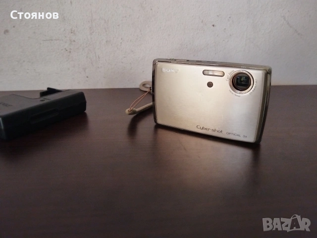 SONY Cyber-shot DSC-T33 Japan, снимка 2 - Фотоапарати - 54568932