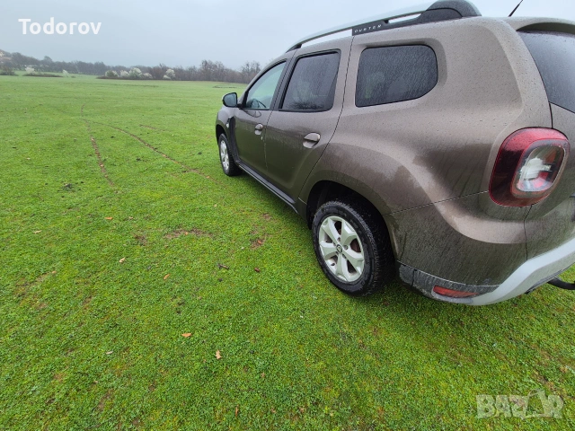 Dacia Duster 1,6 I, снимка 4 - Автомобили и джипове - 55003773