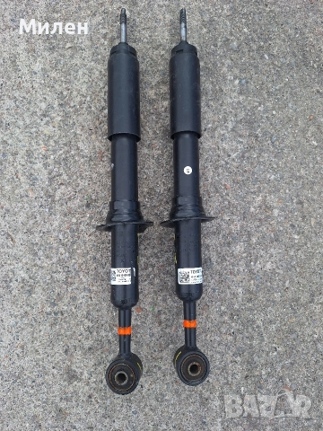 Toyota Hilux 2015-2026 Година Предни Амортесори Оригинални Toyota Hilux 