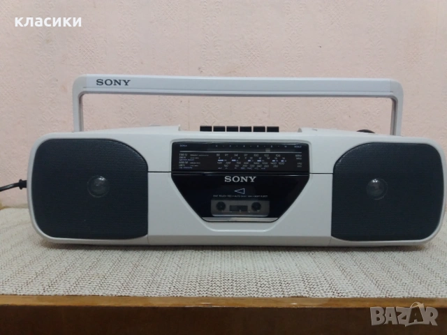 Радиокасетофон SONY