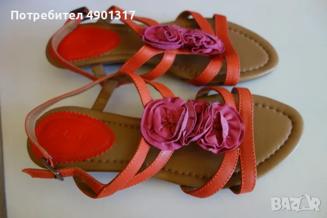 нови кожени сандали Clarks, 39,5ти номер
