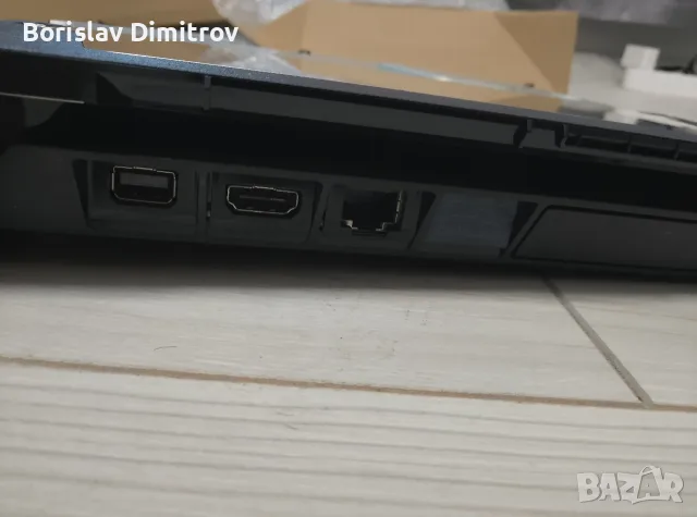 Уникален Playstation 4 Slim, снимка 7 - PlayStation конзоли - 55532366