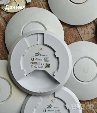 7x Ubiquiti UniFi UAP-AC-Lite access point, снимка 3 - Мрежови адаптери - 54489678