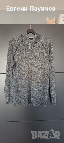 Under armour размер L мъжка фланелка с дълъг ръкав и качулка в сиво 