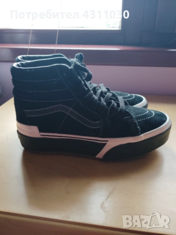 Vans Sk8-Hi Stacked (Suede) Black / Gum 40.5 номер, снимка 4 - Кецове - 54199631