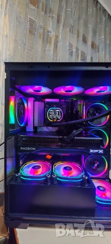 Продавам НОВО Супер Гейм PC Ryzen 7 9800X3D/64Gb/2Tb SSD/RX 9070XT 16Gb/WIFI & BT/Гаранция, снимка 4 - Геймърски - 54442501