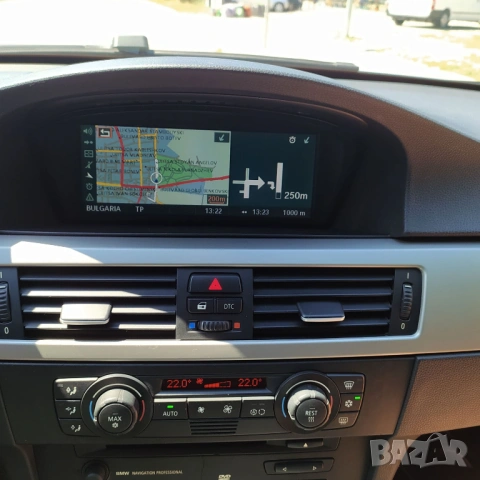 BMW 318 E91/M47/187000км/ГАРАЖНА/3 КЛЮЧА, снимка 6 - Автомобили и джипове - 54808088