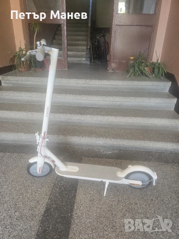 Електрическа тротинетка Xiaomi Mi electric scooter 3 Lite, бял цвят 