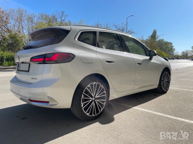Перфектно BMW Active Tourer Luxury Line, снимка 5 - Автомобили и джипове - 54706394