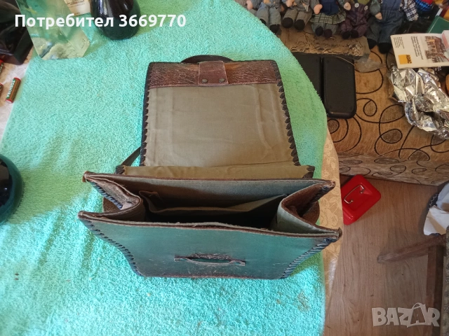 Винтидж кожена чанта, снимка 4 - Чанти - 54310310