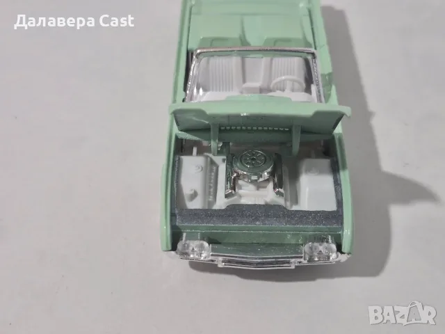 1/43 Ford Thunderbird 1961 Solido , снимка 5 - Колекции - 55685354