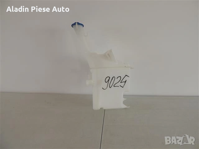 Windshield washer pump Kia Ceed year 2013 2014 2015 2016 2017 2018 code 98610A2000 