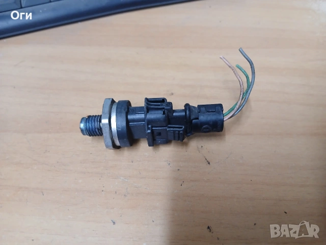 Датчик налягане на горивото за Рено 1.9 dci H8200576683 / 0281002836