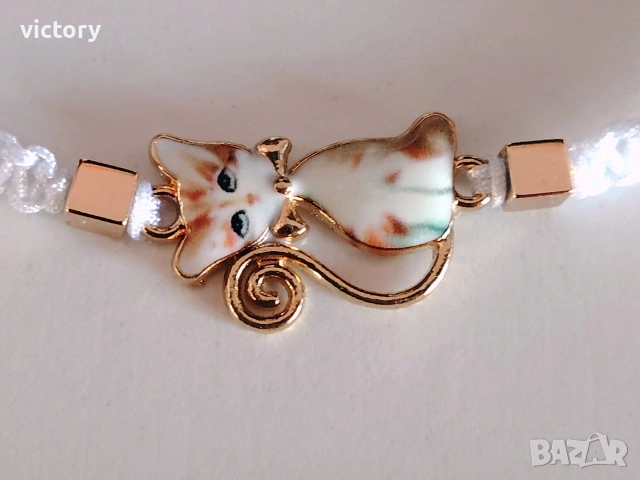 Ръчно изработена гривна Kitti Vibe, хематит 14K златно покритие, регулируема, снимка 3 - Гривни - 54097397