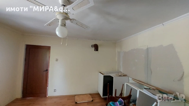 Едноетажна къща с голям двор и допълнителни постройки в с.Войводово,обл.Хасково, снимка 9 - Къщи - 54291413
