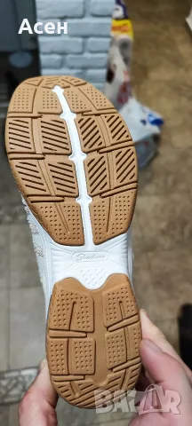 нови маратонки Skechers 39 номер, снимка 4 - Маратонки - 55683384