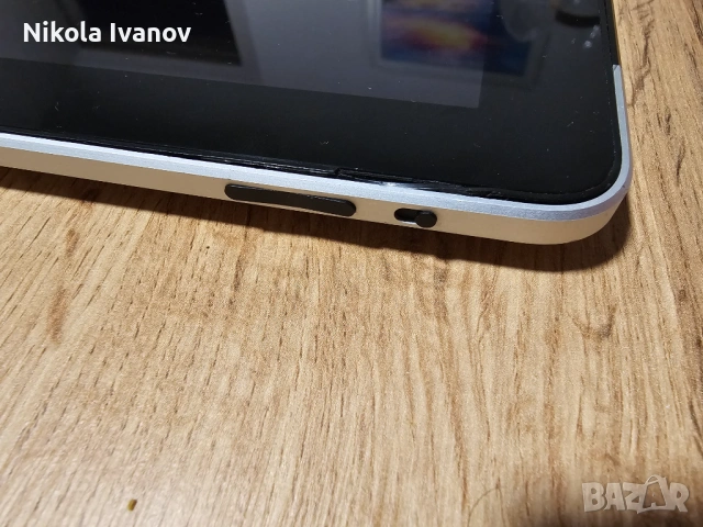 Apple iPad 1st Gen (A1337 EMC 2328) 64GB + 3G – За части / Подута батерия, снимка 2 - Резервни части за телефони - 54568388