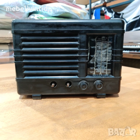 Лампов ретро радиоприемник Wega 642 GW, снимка 5 - Антикварни и старинни предмети - 53786290
