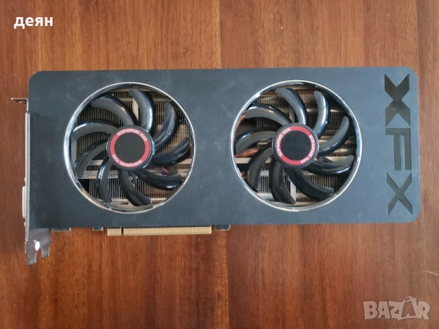 Продавам видео карта R9 280x 3gb ddr5 