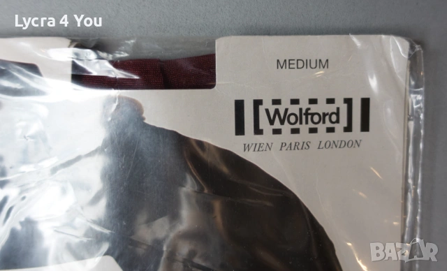 Wolford Satin Touch 20 den M размер луксозни чорапогащници, снимка 9 - Бельо - 54140098