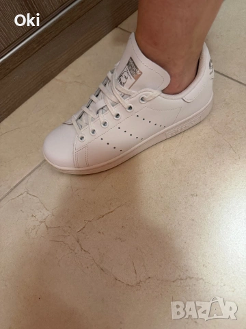 Adidas маратонки, снимка 4 - Маратонки - 54370871