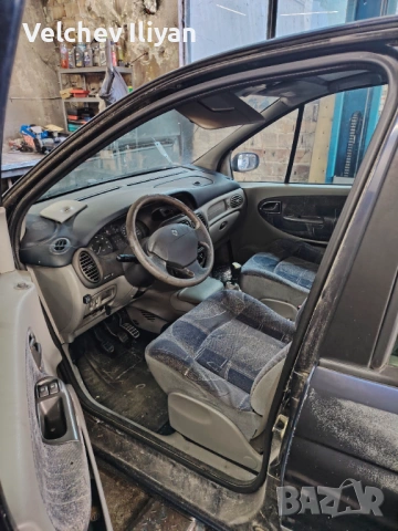 Renault scenic
