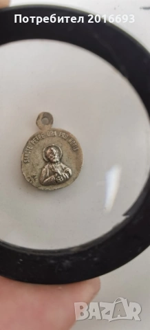 Медальонче от Ватикана., снимка 3 - Колиета, медальони, синджири - 54216024