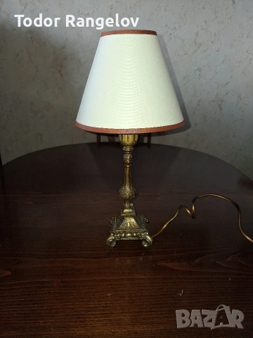 Настолна лампа от месингов материал в бароков стил , снимка 2 - Настолни лампи - 54144485