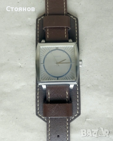 Оригинален мъжки часовник GUESS W1036G2