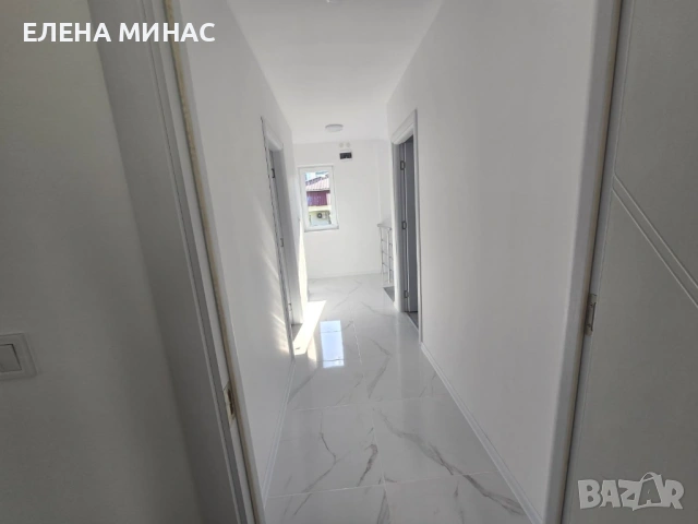 Отдава се под наем ВТОРИ ЕТАЖ от ТРИЕТАЖНА ТУХЛЕНА КЪЩА, снимка 10 - Стаи под наем - 54924258