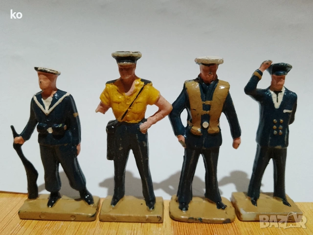 Играчки от Макдоналдс и смърфове и др, снимка 3 - Фигурки - 54000135