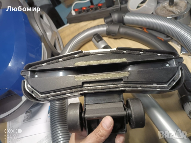 Прахосмукачка PHILIPS с торба XD3110/09 от серия 3000, снимка 12 - Прахосмукачки - 54581955