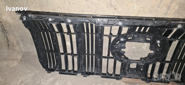 решетка за Тойота ленд крузер , снимка 2 - Части - 54223546